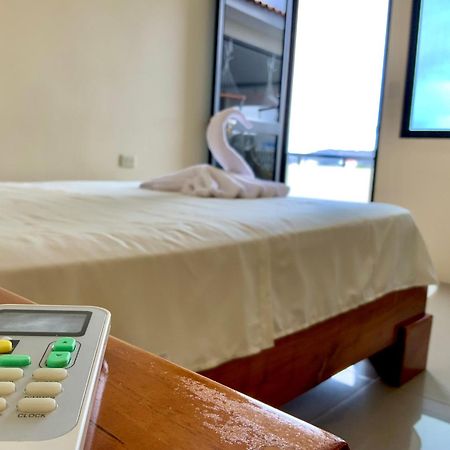 Habitacion Vista Al Mar Y Brisa Tropical #1 ปูแอร์โต บาเกริโซ โมเรโน ภายนอก รูปภาพ